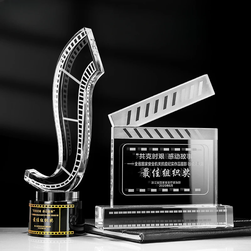 Maßgeschneiderte Kristalltroph – Photography Competition Bewertung und Preis